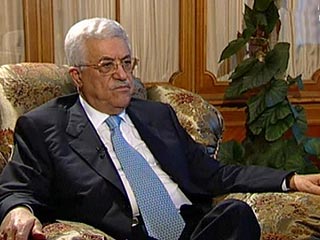Возможно, председатель ПНА Махмуд Аббас потерял надежду на восстановление своей власти в секторе Газа путем диалога с "Хамас" и решил таким образом оказать давление на исламистов