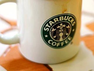 Starbucks терпит убытки впервые за 16 лет