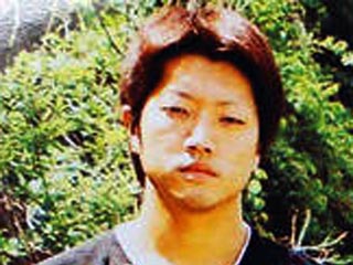 В Японии ищут мужчину, инсценировавшего суицид после убийства девушки