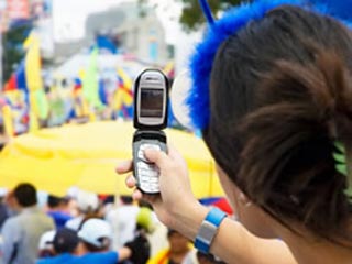 Жители Нью-Йорка вскоре получат возможность посылать видео или фотоизображения с мобильных телефонов прямо на компьютеры полиции