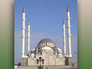 Лидеру мусульман Японии понравилось в Чечне. На фото: центральная мечеть имени Ахмат-Хаджи Кадырова в Грозном