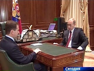 Премьер-министр Владимир Путин заявил, что выделяемая региону сумма в 10 млрд рублей может быть увеличена