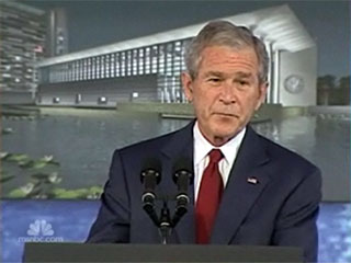 Президент США Джордж Буш заявил в понедельник в интервью американской телекомпании NBC, что его администрация стремится обеспечить прекращение огня в Южной Осетии