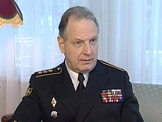 Бывший командующий ЧФ адмирал Игорь Касатонов заявил, что "деятельность администрации Ющенко является антироссийской, в том числе и антиукраинской, а конкретнее - проамериканской"