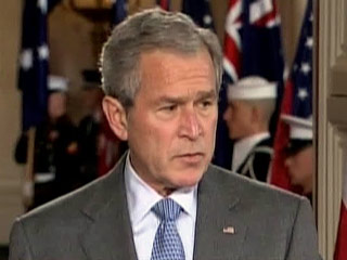 Президент США Джордж Буш обсудил в четверг "возможные варианты развития событий" в Грузии с руководством ЦРУ