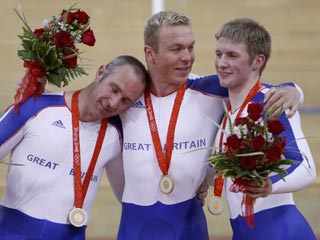 Британцы выиграли первое олимпийское "золото" в велоспорте на треке