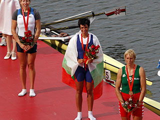 Румяна Нейкова из Болгарии выиграла первую золотую медаль Олимпийских игр в академической гребле