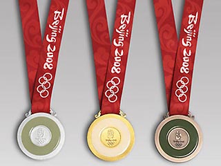 Россия пока отстает от олимпийского графика Афин на пять медалей