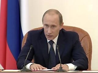 Россия готова помочь Южной Осетии со специалистами при формировании министерств правительства республики, заявил премьер-министр РФ Владимир Путин
