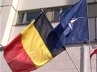 Прием Грузии в НАТО несет в себе большой риск. Об этом заявил министр иностранных дел Бельгии Карел де Гюхт в интервью газете Soir