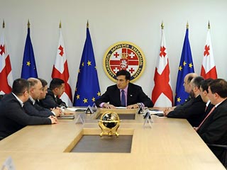 Президент Грузии Михаил Саакашвили в пятницу на заседании Совета национальной безопасности заявил, что стране нанесен серьезный урон, и что предстоит сделать многое, чтобы все исправить