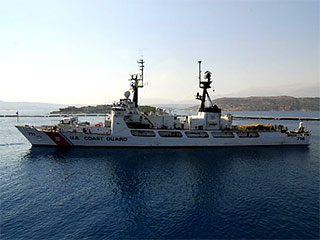 Второй американский военный корабль Dallas пересек накануне вечером пролив Босфор и направляется к берегам Грузии