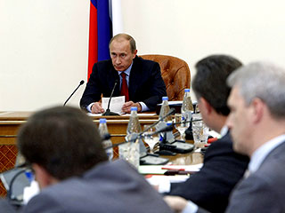 Владимир Путин считает разумным предложения первого вице-премьера РФ Игоря Шувалова заморозить выполнение части соглашений, достигнутых в ходе переговоров о вступлении в ВТО