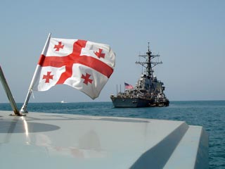 Североатлантический альянс опроверг сообщения наращивании военного присутствия НАТО в Черном море
