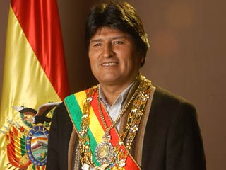 Президент Боливии Эво Моралес объявил о проведении референдума по проекту новой конституции страны
