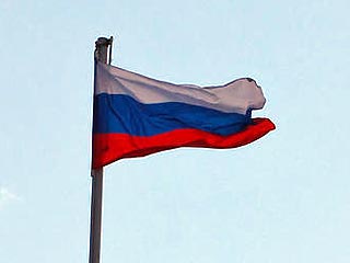 В Госдуму внесены сразу четыре законопроекта, которые дают послабление при использовании государственного флага России на неофициальных мероприятиях, в частности на митингах и футбольных матчах
