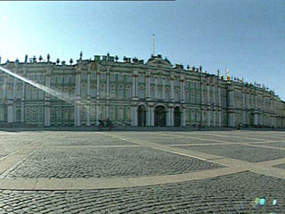 Александровская колонна на Дворцовой площади Санкт-Петербурга до конца этого года будет передана в ведение Эрмитажа