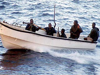 Аппетит сомалийских пиратов растет: за 3 судна они требуют 8,2 миллионов долларов