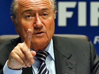 Босс ФИФА Зепп Блаттер заявил, что обвинения в договорняках на чемпионате мира-2006, которые прозвучали от Деклана Хилла, не имеют под собой основания