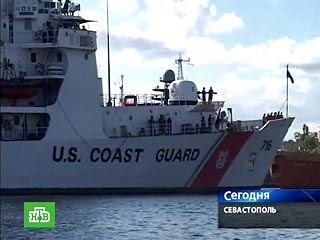 Активисты форума города Севастополя устроили американским морякам корабля Dallas "психологическую облаву"