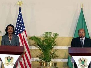 Визит Райс в Ливию уже назван историческим, поскольку впервые американский чиновник столь высокого уровня посещает эту североафриканскую страну