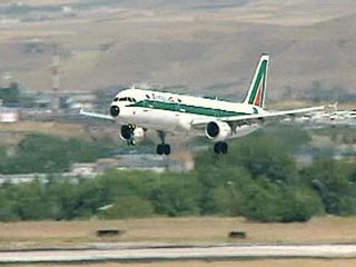 Судьба Alitalia решена: авиакомпанию объединят с Air One SpA