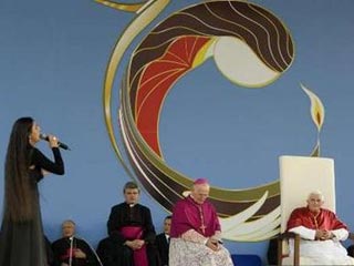 Папа Бенедикт впервые прибыл на Сардинию, в преддверии  поездки в Лурд