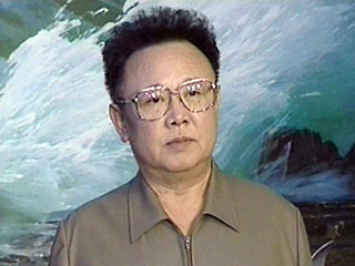 Жив ли лидер КНДР Ким Чен Ир на самом деле &#8211; вопрос, над которым иностранные спецслужбы на протяжении многих лет ломают голову, и вот теперь маститый японский эксперт по Северной Корее утверждает, что "любимый вождь" на самом деле мертв