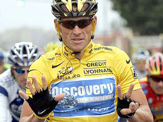 Знаменитый американский велосипедист Лэнс Армстронг возвращается в большой спорт