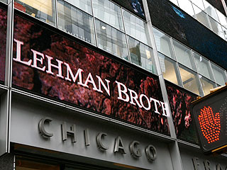Российские фондовые индексы на открытии уйдут в минус из-за банкротства Lehman Brothers
