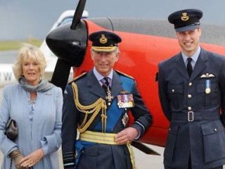 Второй в очереди наследник британского трона принц Уильям, начиная с января будущего года, пройдет 18-месячную службу в качестве пилота вертолета поисково-спасательной группы британских ВВС