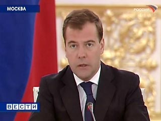 Российский президент Дмитрий Медведев в понедельник встречался в Кремле с 50 ведущими российскими бизнесменами
