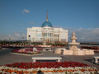 Союз мусульман Казахстана намерен через суд взыскать с властей Астаны более $800 тыс. за срыв международной конференции