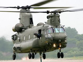 Пять военнослужащих США погибли в результате жесткой посадки вертолета CH-47 Chinook в южном Ираке