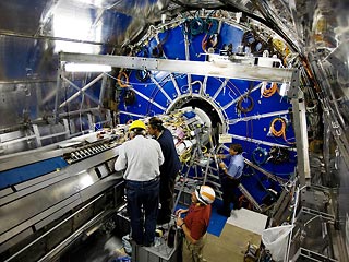 Большой адронный коллайдер остановлен из-за проблем с электричеством