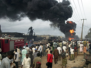 Крупный нефтепровод компании Royal Dutch Shell в Нигерии разрушен