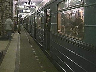В метро Петербурга кавказец подстрелил одного из задиравших его "неформалов"