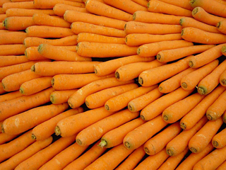 В Латвийских школах планируют установить морковные автоматы