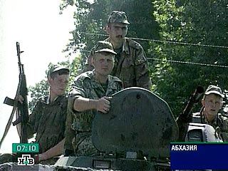 Российские миротворцы сняли первые пять постов на грузино-абхазской границе