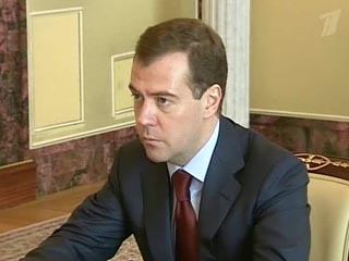 Президент РФ Дмитрий Медведев и канцлер ФРГ Ангела Меркель в рамках очередных ежегодных российско-германских межгосударственных консультаций на высшем уровне обсудят актуальные вопросы международной безопасности, включая ситуацию на Кавказе