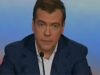 Президент РФ Дмитрий Медведев убежден в том, что в мире нет ни одной страны, которая была бы способна в одиночку играть роль мегарегулятора мировой финансовой системы