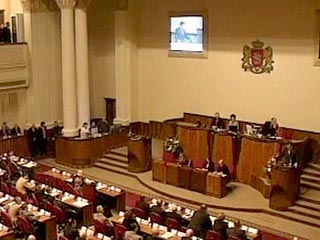 Парламент Грузии снова поддержал закон против крупных инвесторов на "оккупированных" Абхазии и Южной Осетии