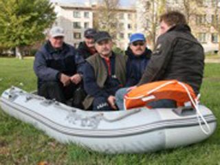 Рыбаки Северо-Запада Эстонии в недоумении: вес обязательного спасательного снаряжения потопит лодку