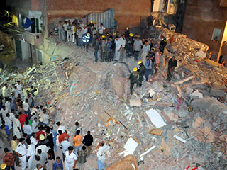 В результате обрушения дома в египетском городе Александрия погибли по меньшей мере 11 человек, еще 10 получили ранения и травмы