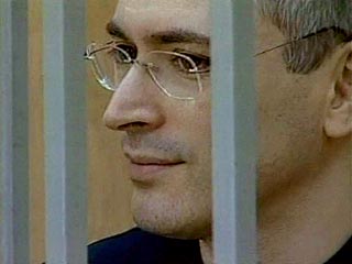 Как сообщили ранее адвокаты экс-главы ЮКОСа, Ходорковский 8 октября был помещен в карцер на 12 суток