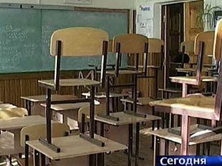 В селе Покровское Ленинского района Волгоградской области 20 учеников 6-7-х классов были госпитализированы с признаками токсического отравления