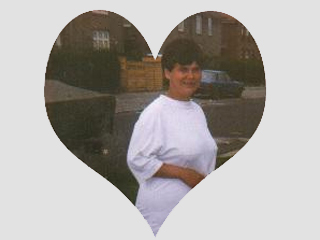В Великобритании юноша завел блог в память о своей матери, зверски убитой в 1997 году. Подростку уже удалось "вдохнуть вторую жизнь" в расследование 11-летней давности. Юный блоггер уверен, что рано или поздно найдет убийц