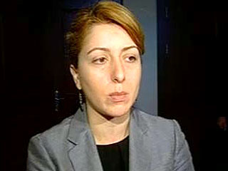 Министр иностранных дел Грузии Екатерина Ткешелашвили заявила журналистам в воскресенье, что "Россия не выполняет обязательств и не дает возможности наблюдателям от Евросоюза войти в зоны конфликта"