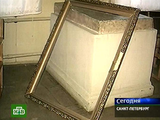 Комиссия по комплексной проверке российских музеев выявила недостачу около 87 тыс. экспонатов