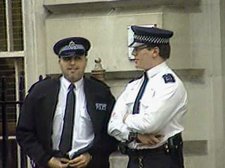 Британская финансовая полиция начала набор на службу банкиров, потерявших работу в результате нынешнего финансового кризиса